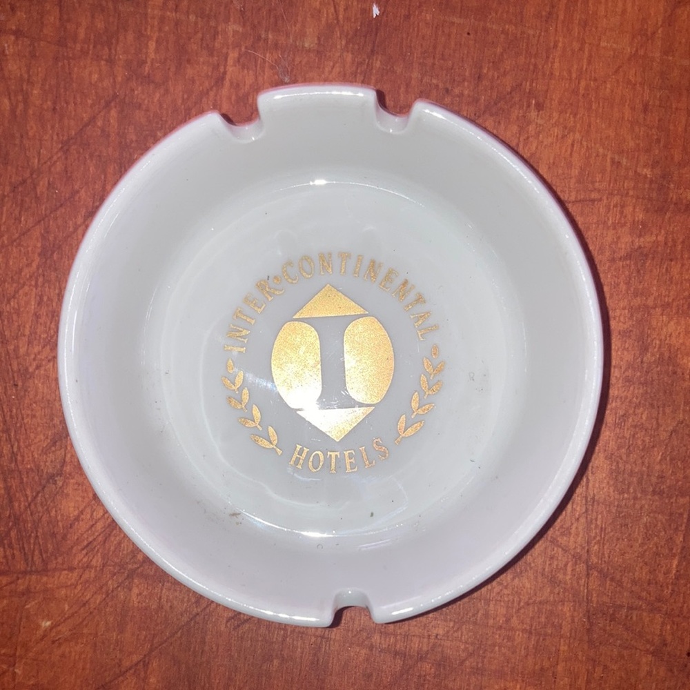 🚬🏨 Vintage 1980s IHG Intercontinental Hotel Group Ash Tray 🕋🚬